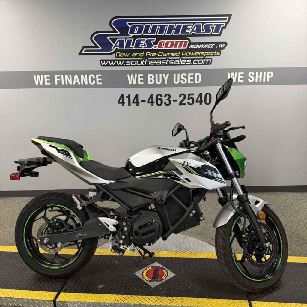 2024 Kawasaki Z e-1 ABS ABS in Milwaukee, WI