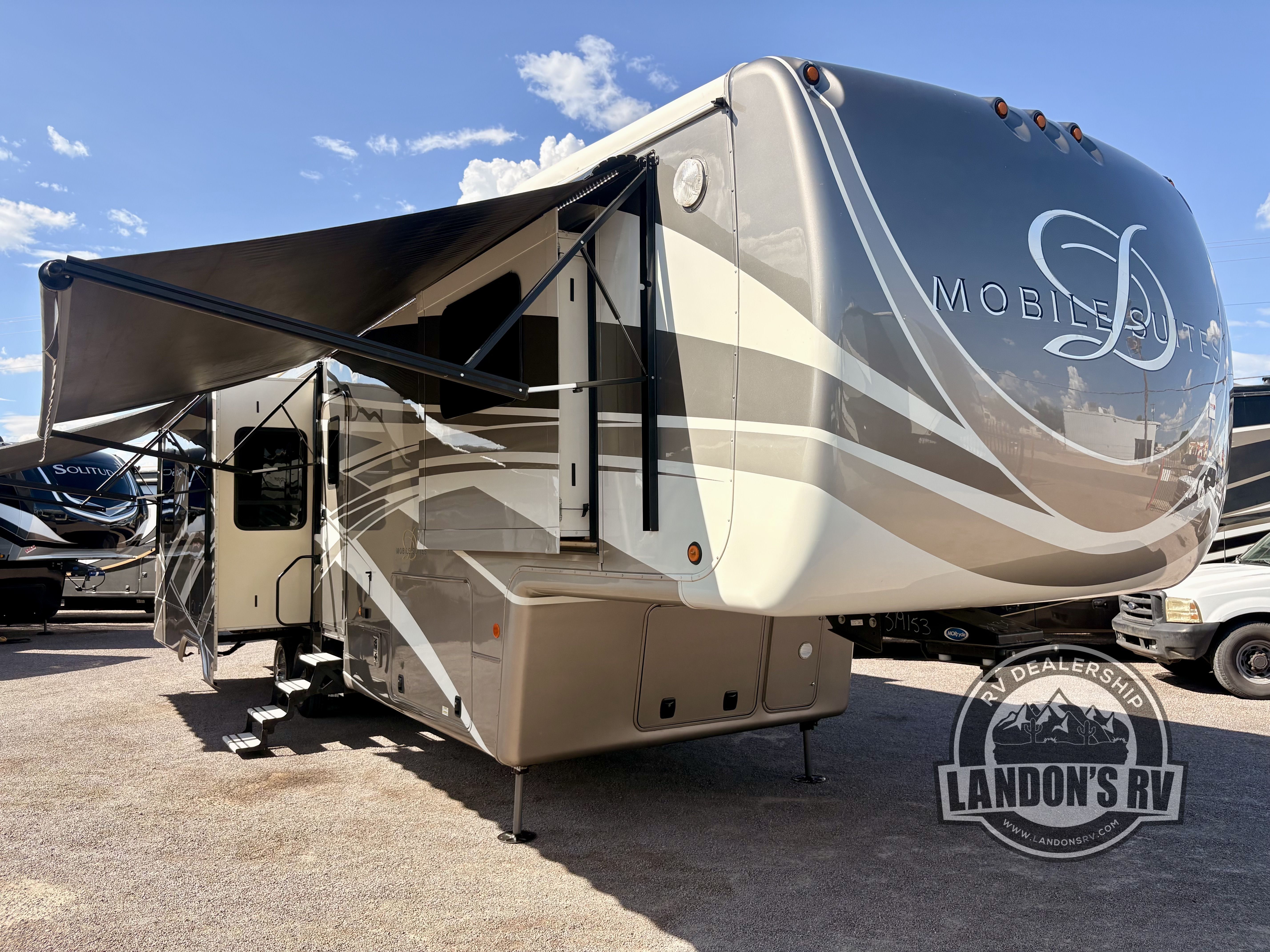 2018 DRV MOBILE SUITES 40KSSB4 in mesa AZ