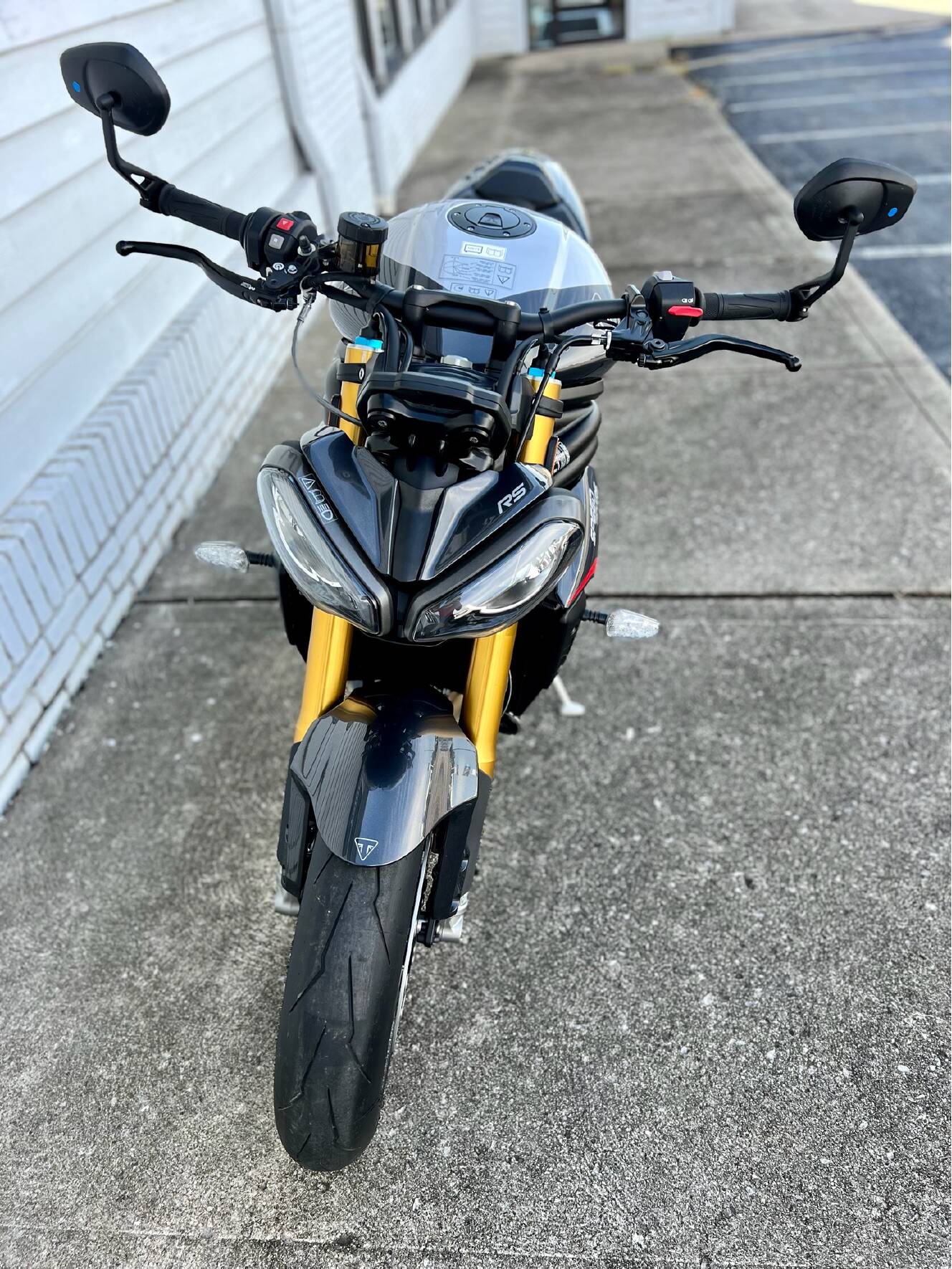 A photo of this 2025 Triumph Speed Triple 1200 RS