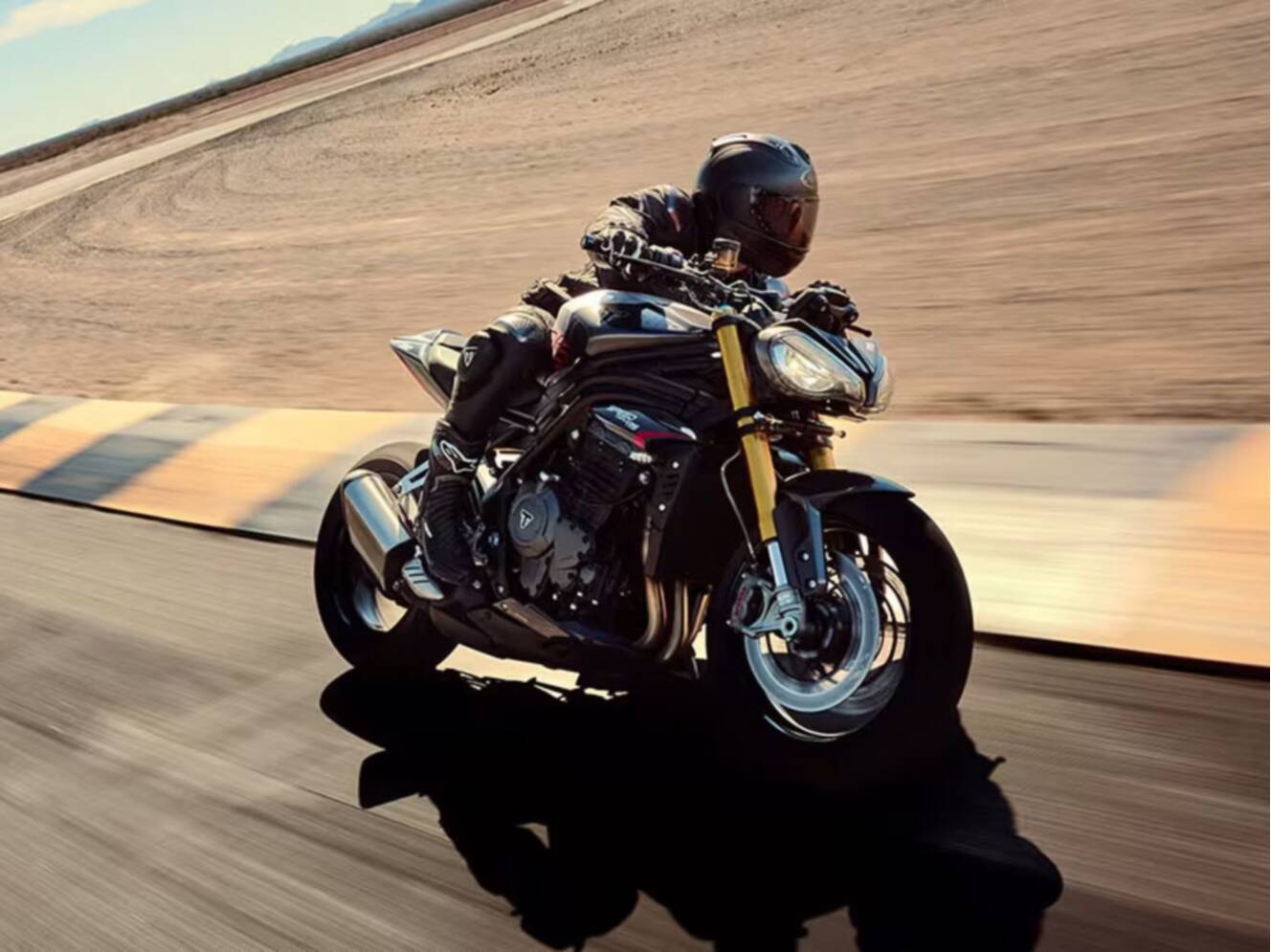 A photo of this 2025 Triumph Speed Triple 1200 RS
