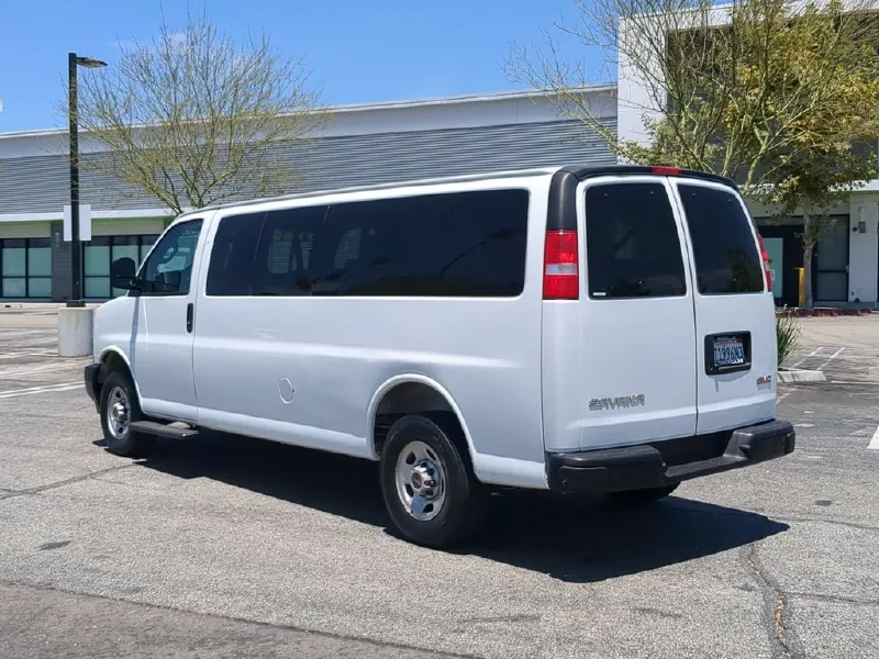 2022 GMC SAVANA