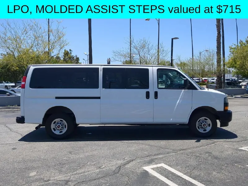 2022 GMC SAVANA