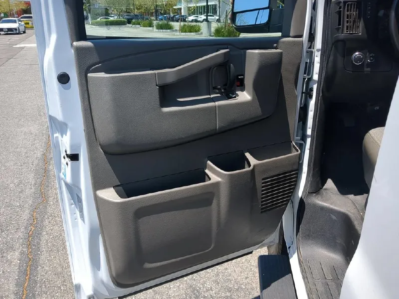 2022 GMC SAVANA