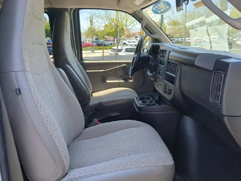 2022 GMC SAVANA