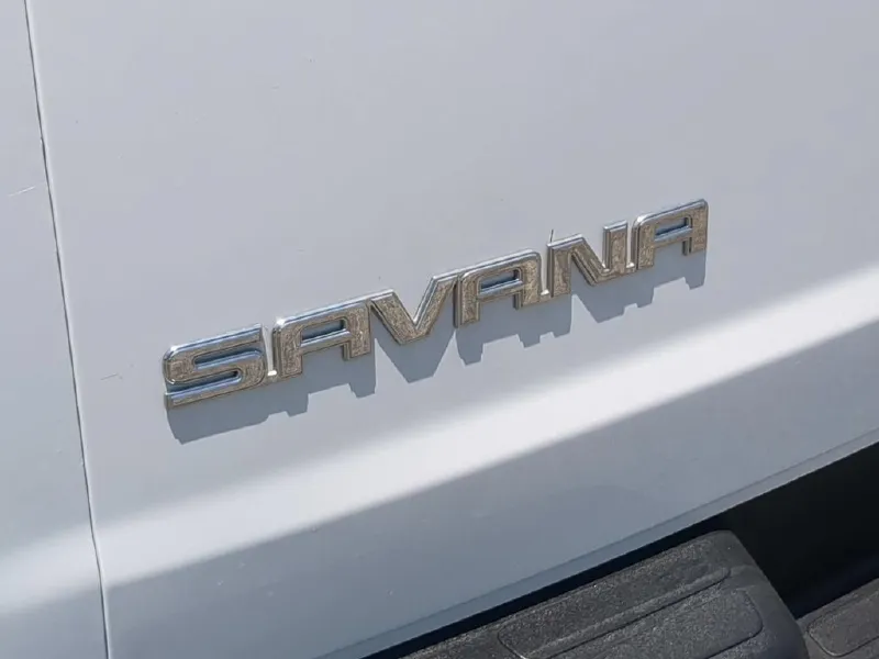 2022 GMC SAVANA