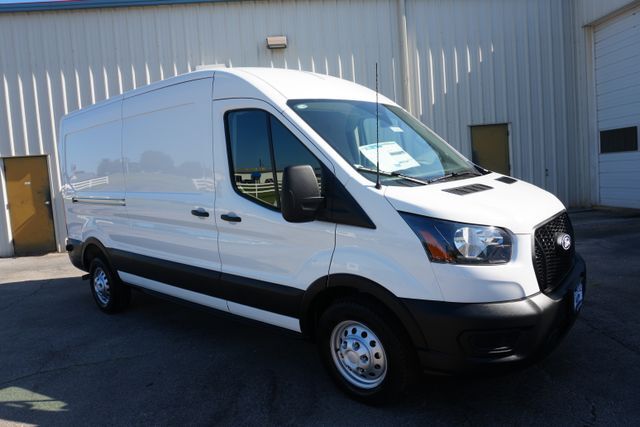 2027 FORD TRANSIT 250 in Kansas City, MO