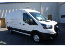 Best Trucks and Vans for Mechanics and Electricians in 2025 image