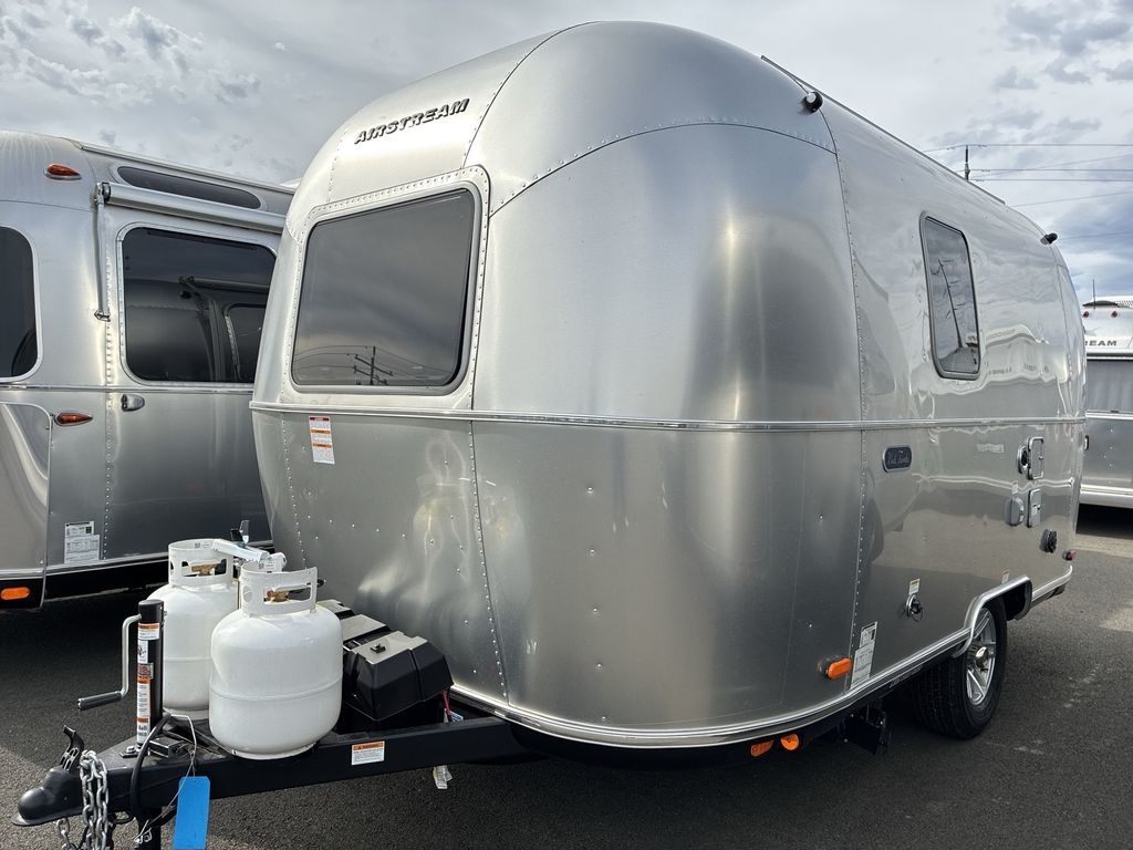 2027 Airstream World Traveler 17RB in fairfield CA