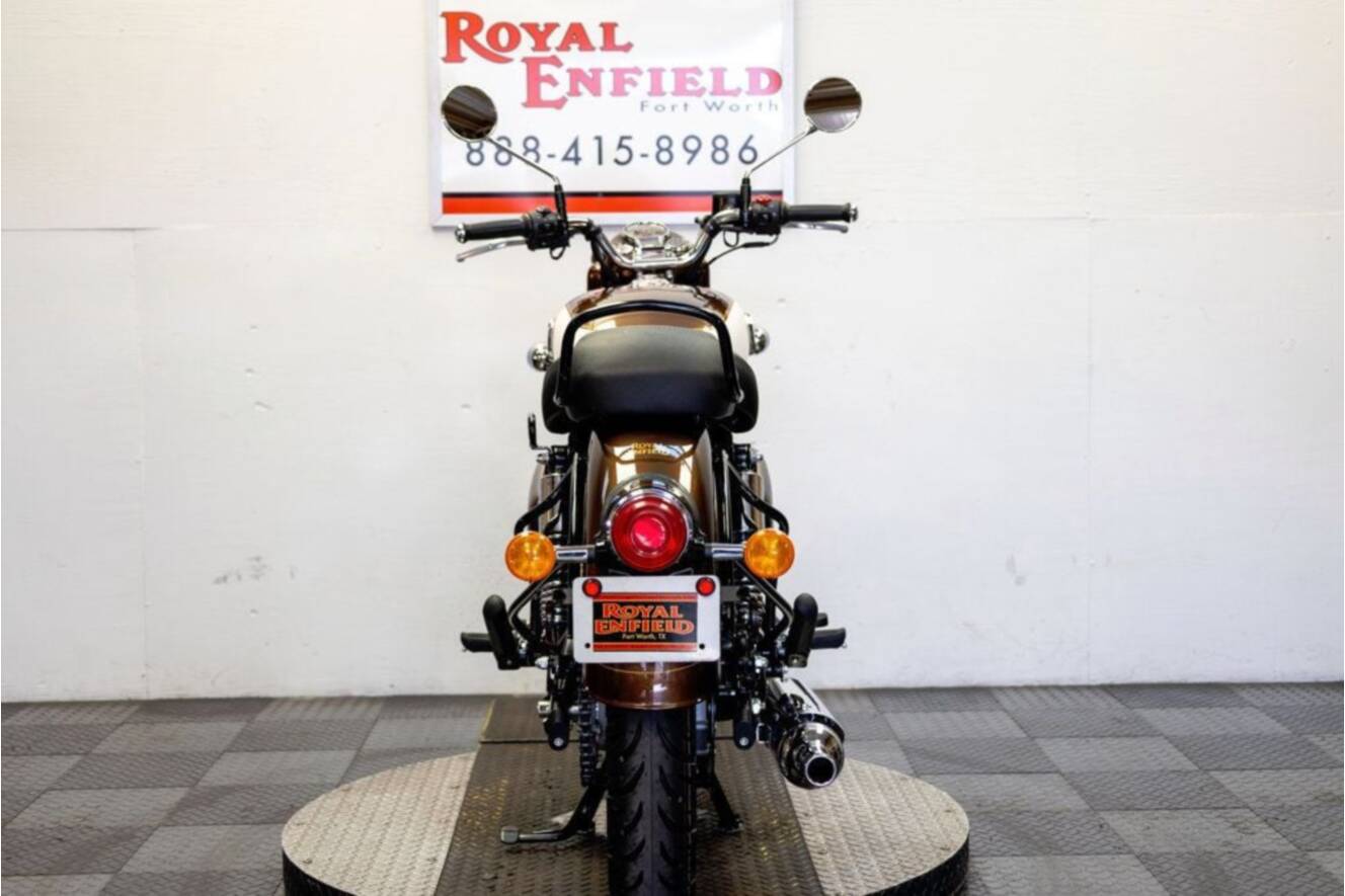 A photo of this 2027 Royal Enfield CLASSIC 350 ABS