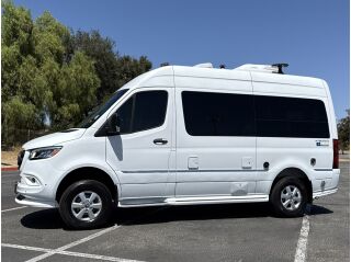 2022 AIRSTREAM INTERSTATE 19 4X4