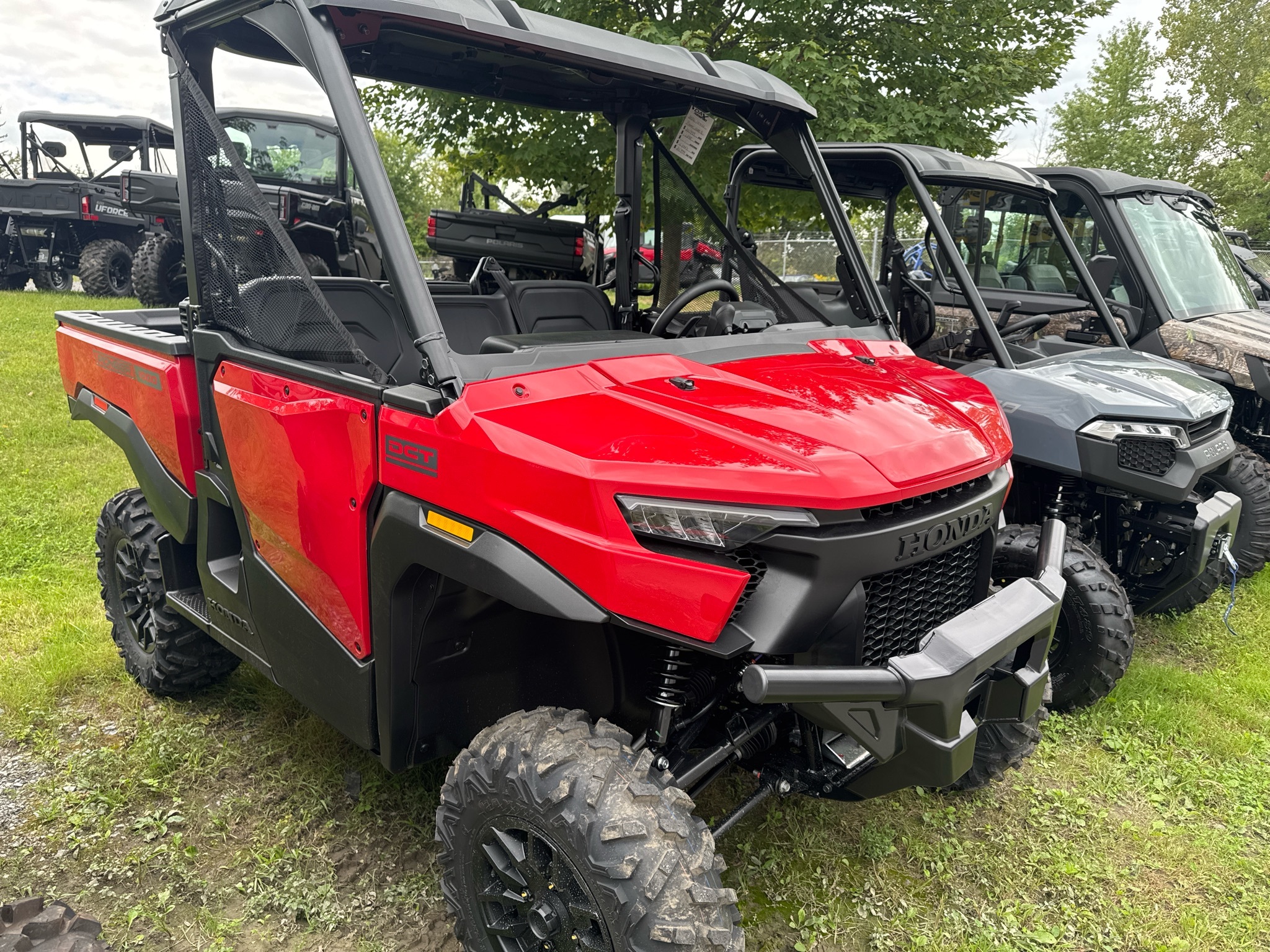 2026 Honda Pioneer 1000 Deluxe in queensbury NY