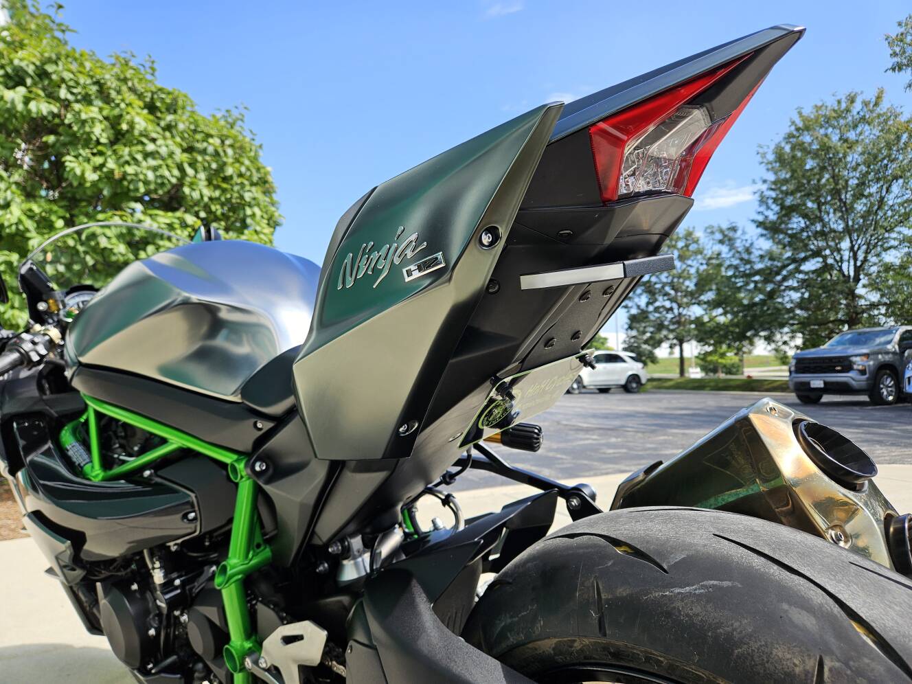A photo of this 2025 Kawasaki Ninja H2® Carbon ABS