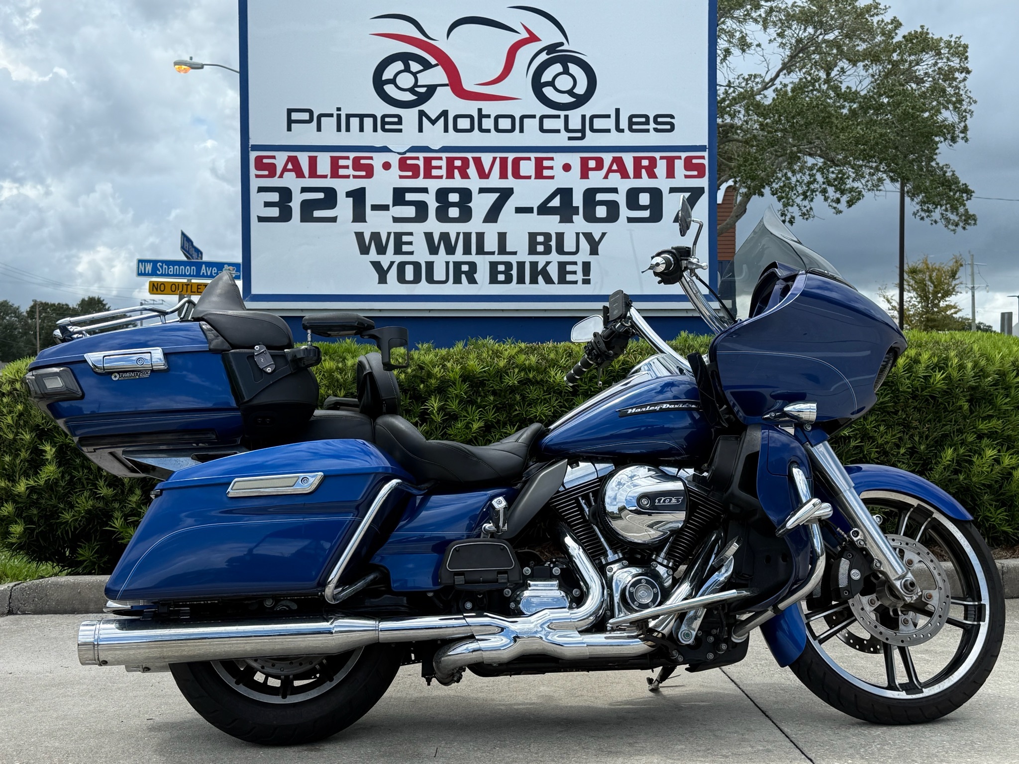 2016 Harley-Davidson Road Glide® Ultra ULTRA in Melbourne, FL