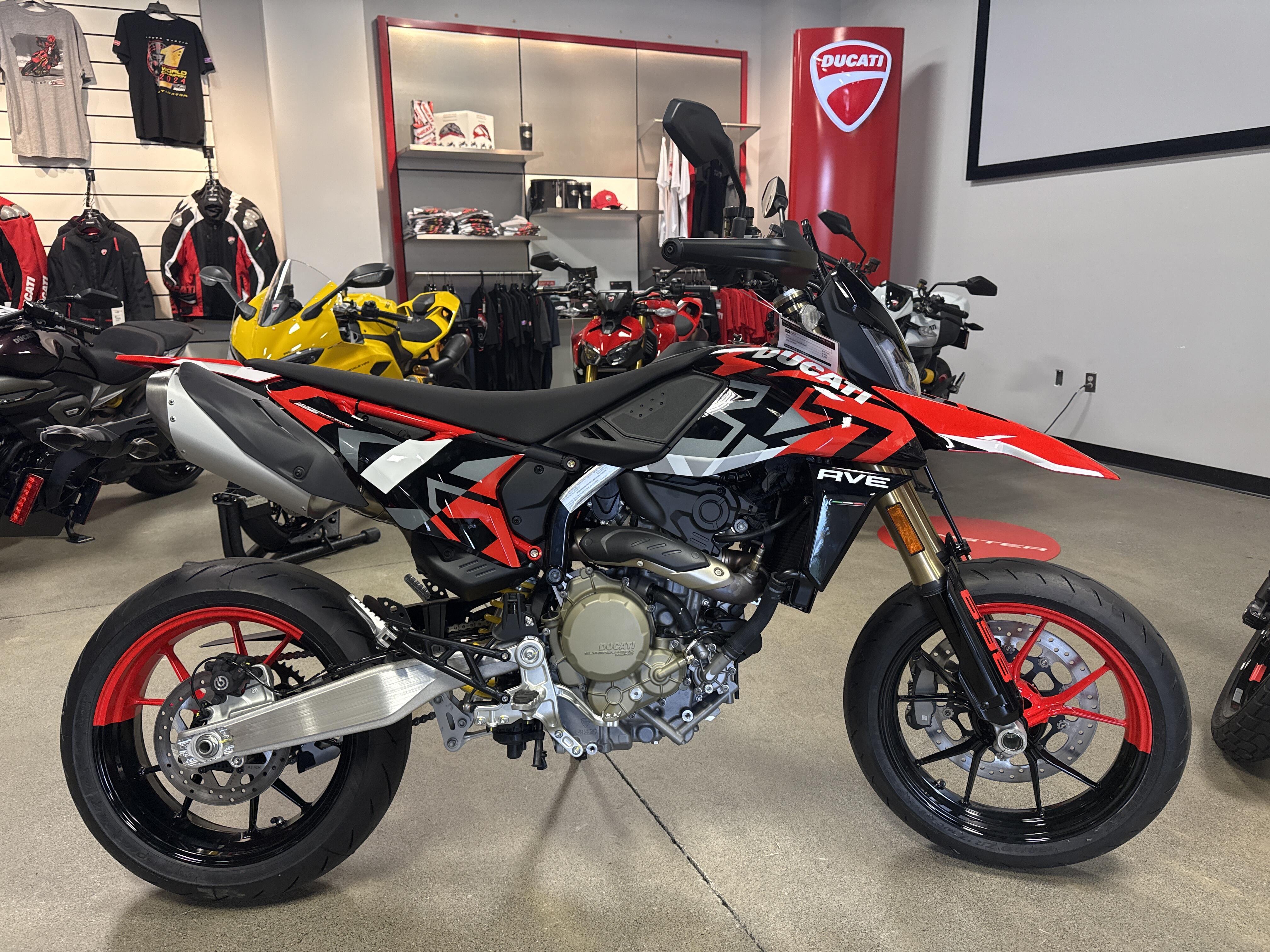 2027 Ducati HYPERMOTARD 698 RVE 698 MONO RVE in Salem, VA