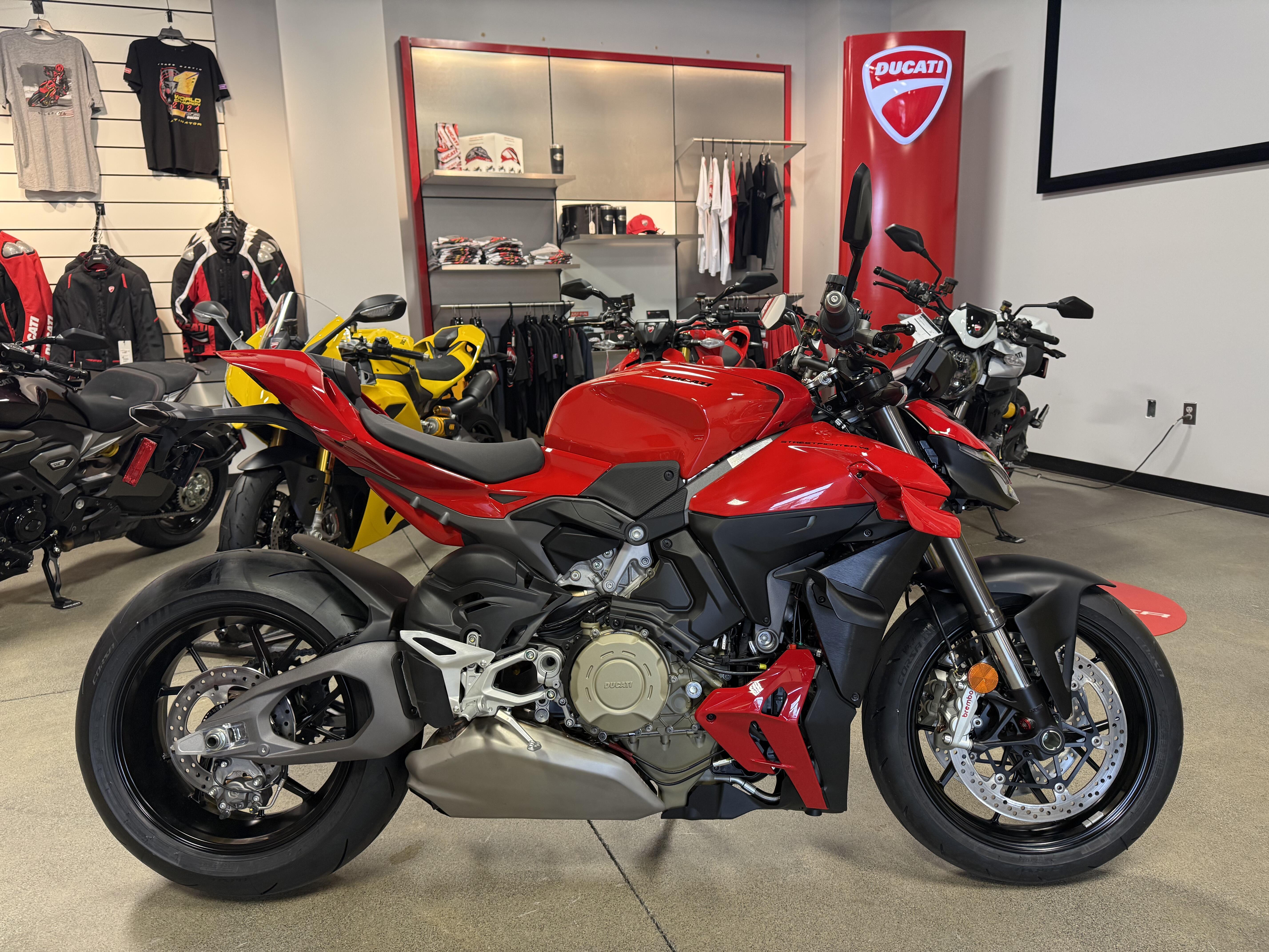 2027 Ducati STREETFIGHTER V4 V4 in Salem, VA