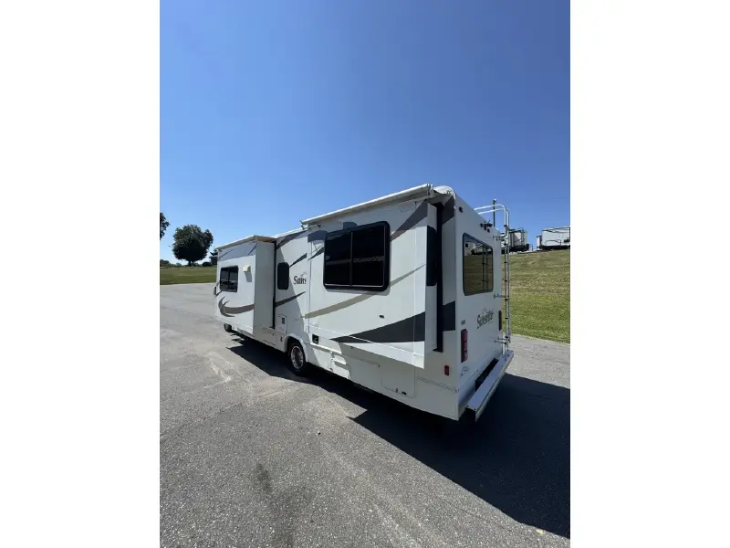 2008 FOREST RIVER SUNSEEKER 2860DS
