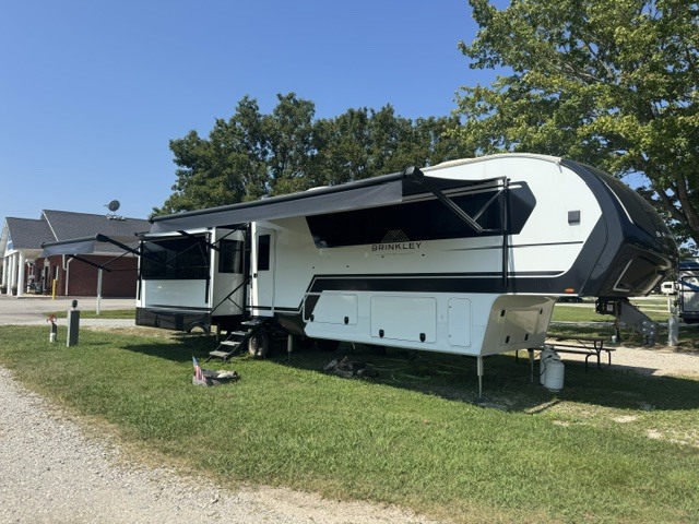 2025 Brinkley MODEL Z 3610 RV