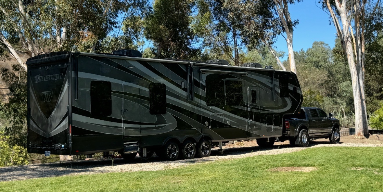 2021 Grand Design MOMENTUM M-CLASS 398M RV