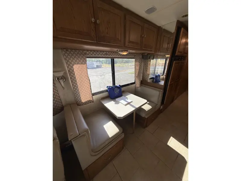 2005 TIFFIN MOTORHOMES PHAETON 38 GH