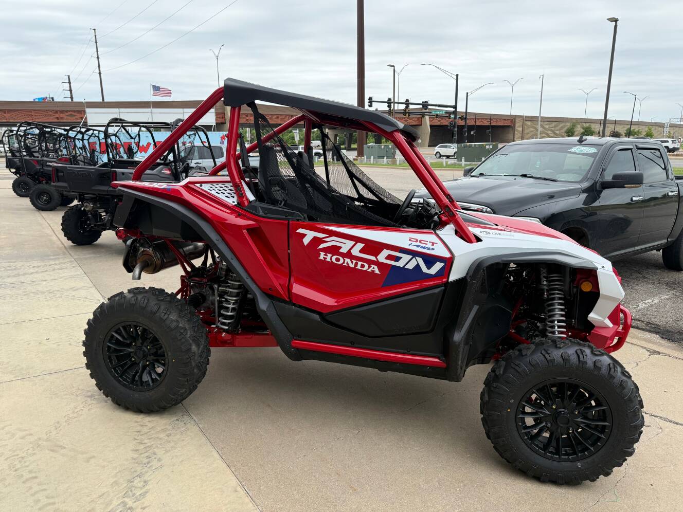 A photo of this 2026 Honda Talon 1000X FOX Live Valve
