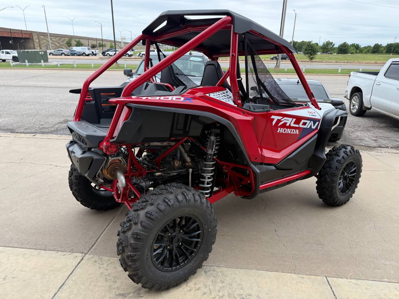 A photo of this 2026 Honda Talon 1000X FOX Live Valve