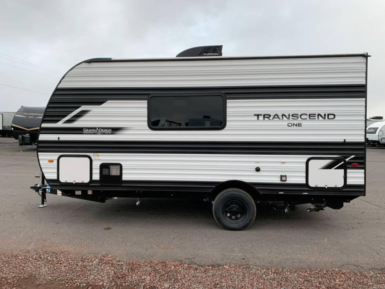 A photo of this 2025 Grand Design Transcend One 151BH