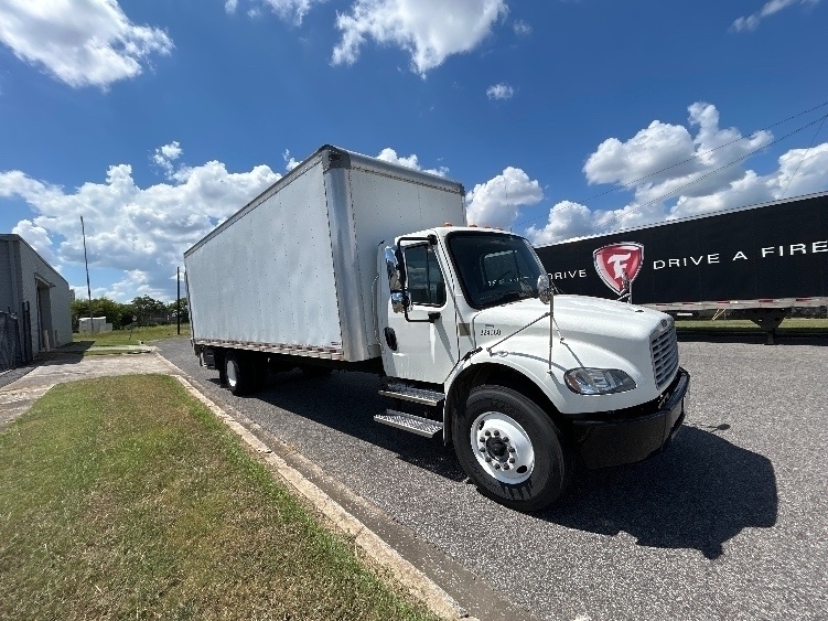 2021 FREIGHTLINER BUSINESS CLASS M2 106 in Birmingham, AL