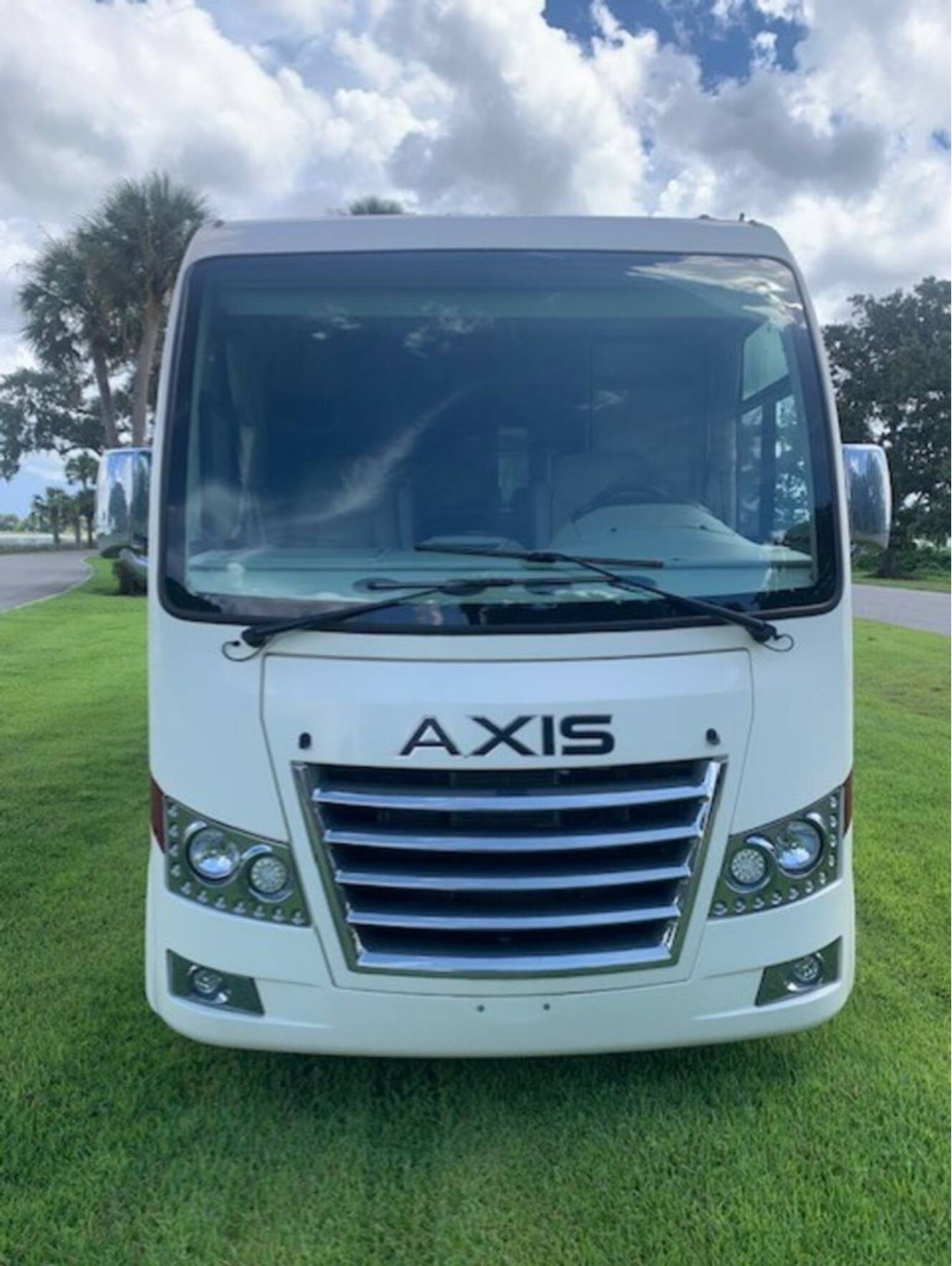 A photo of this 2021 Thor Motor Coach Axis 24.1