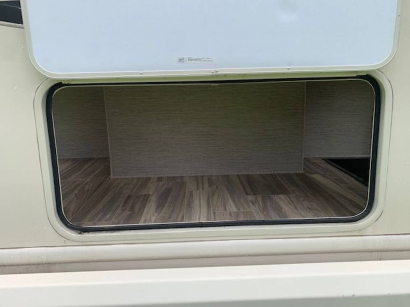 A photo of this 2021 Thor Motor Coach Axis 24.1