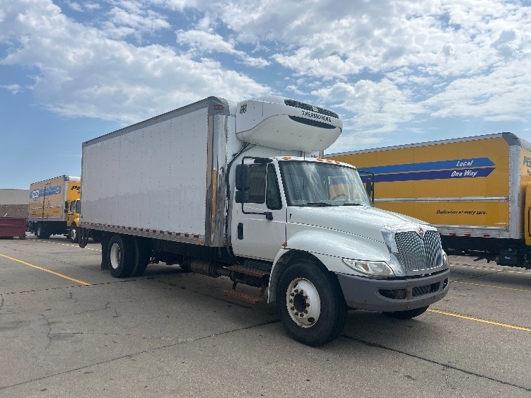 2017 INTERNATIONAL 4300 in Omaha, NE