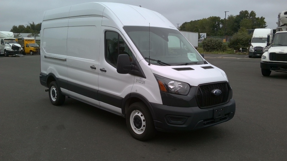 2022 FORD TRANSIT 250 in Bensalem, PA