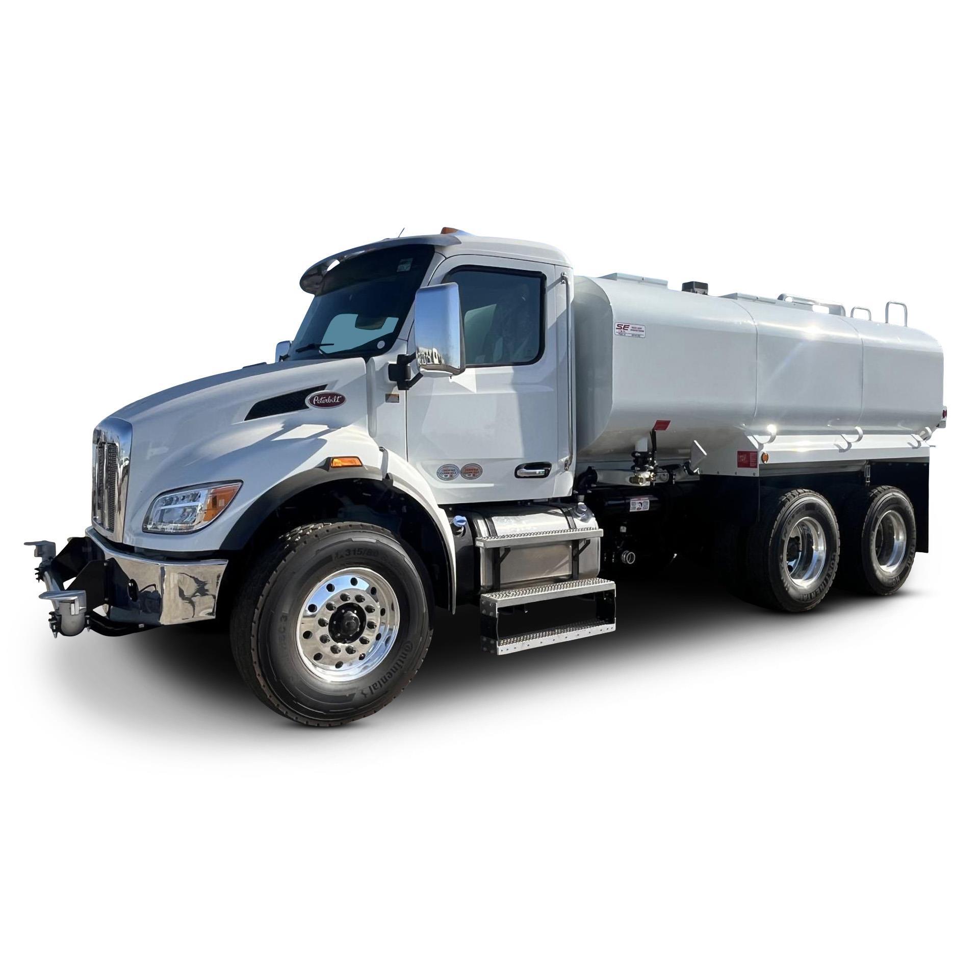 2027 Peterbilt 548 in Fontana, CA
