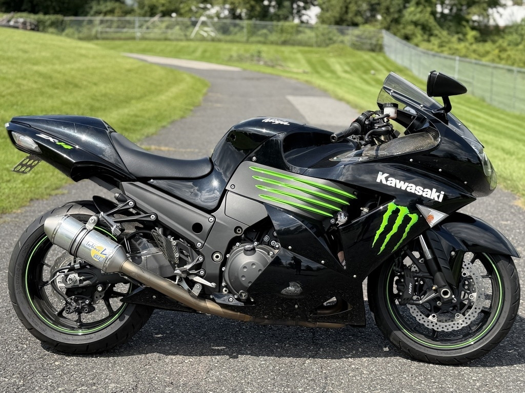 2009 Kawasaki Ninja ZX -14 Monster Energy BASE in Zieglerville, PA