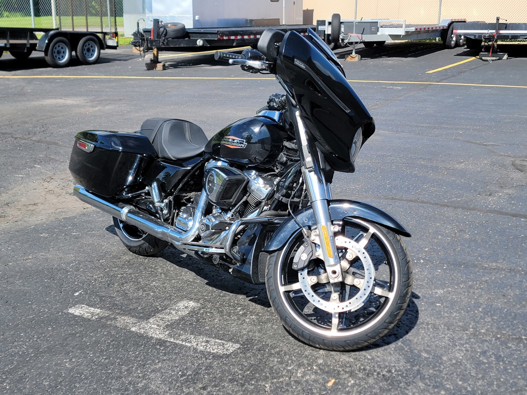 2024 Harley-Davidson STREET GLIDE in Monroe, MI