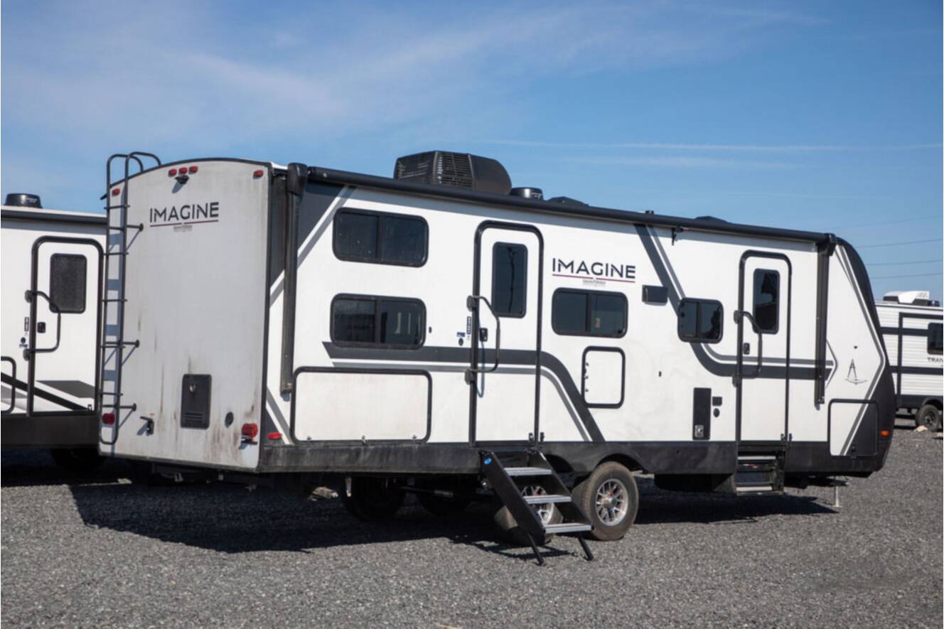 A photo of this 2025 Grand Design Imagine 2470BH