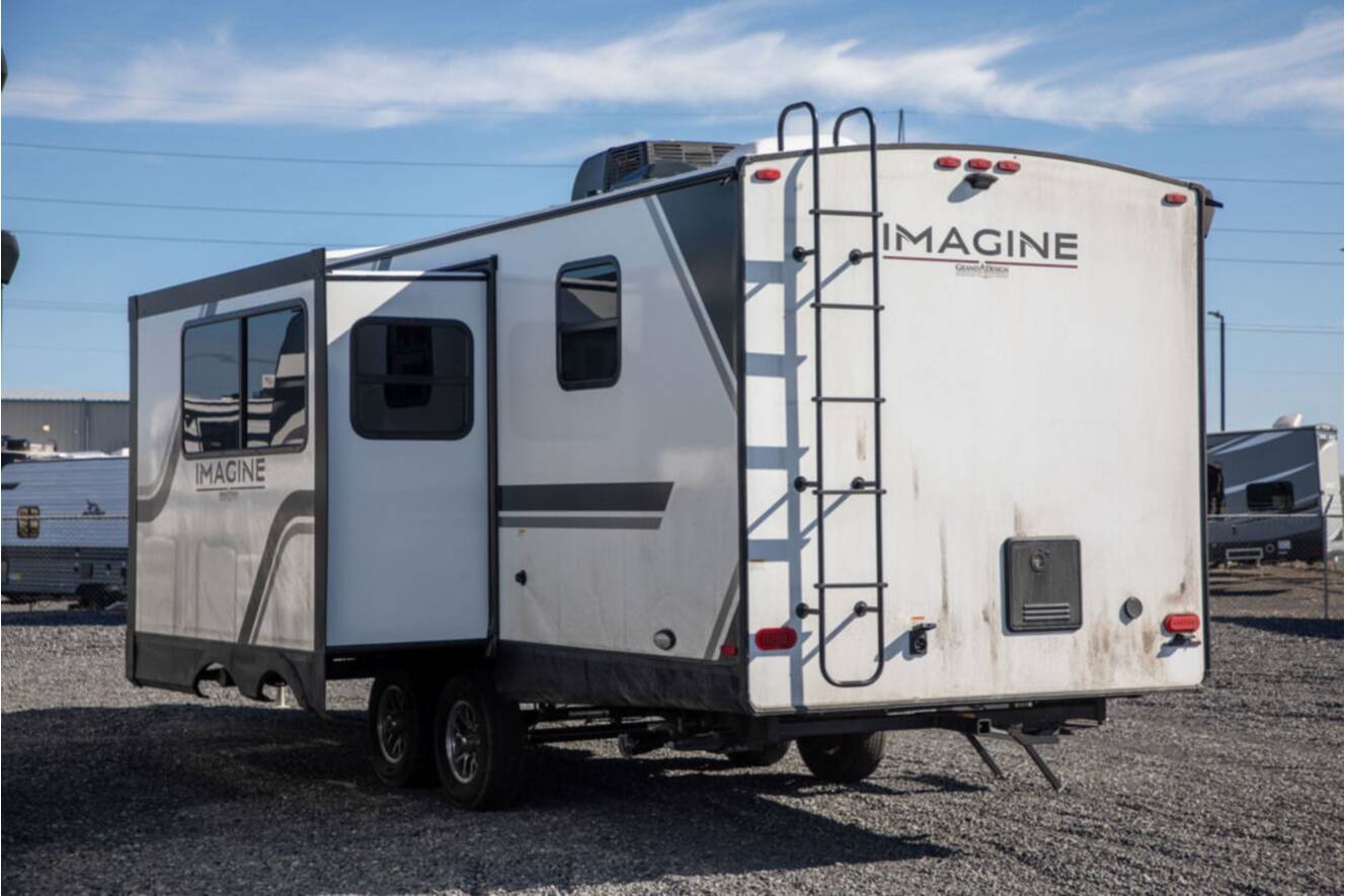 A photo of this 2025 Grand Design Imagine 2470BH