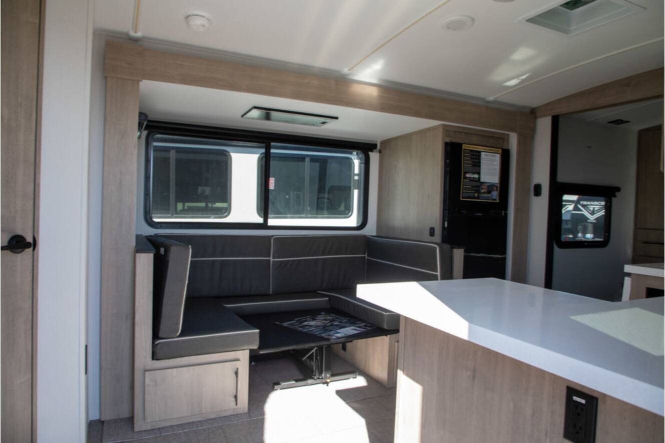A photo of this 2025 Grand Design Imagine 2470BH