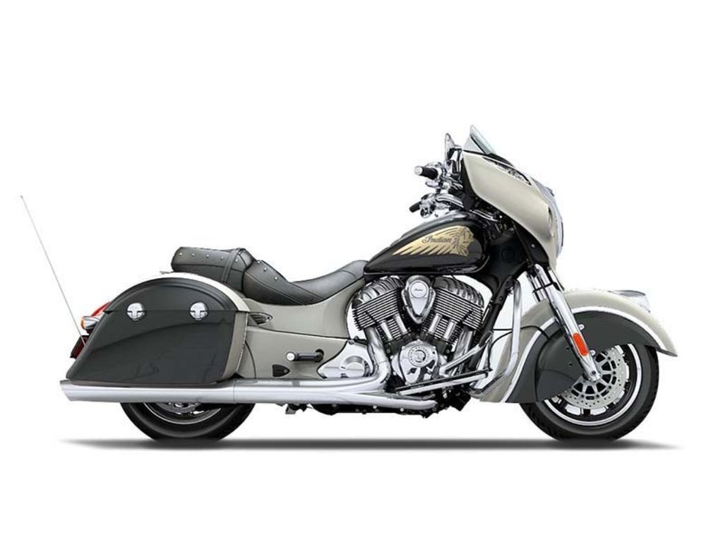 2016 Indian Motorcycle® Chieftain® Star Silver and Thunder Black LIMITED in Meridian, ID