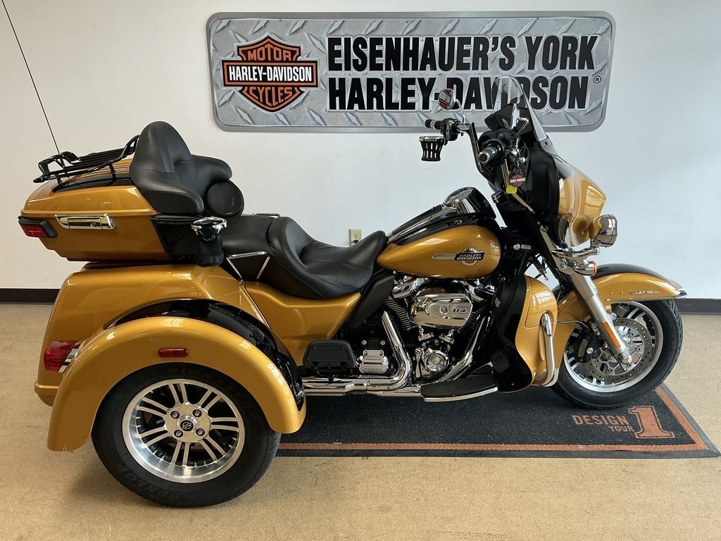 2023 Harley-Davidson® FLHTCUTG - Tri Glide® Ultra ULTRA CLASSIC in York, PA