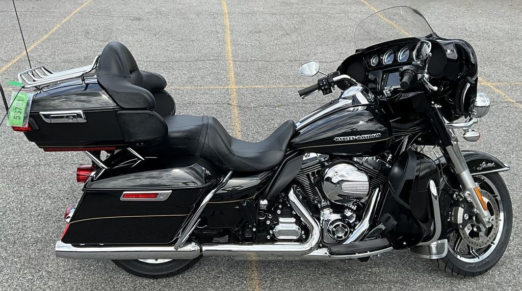 2016 Harley-Davidson® FLHTKL - Ultra Limited Low ULTRA LIMITED LOW in Duncansville, PA