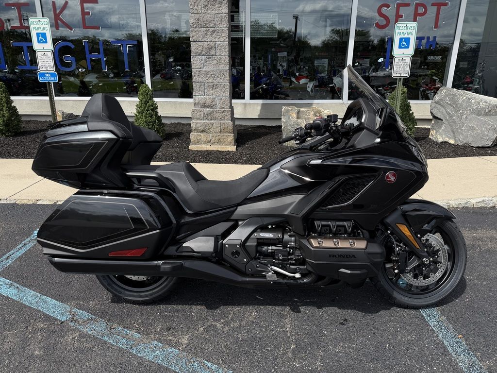 2026 Honda® Gold Wing Tour Automatic DCT 1800 TOUR AUTOMATIC DCT in Deptford, NJ