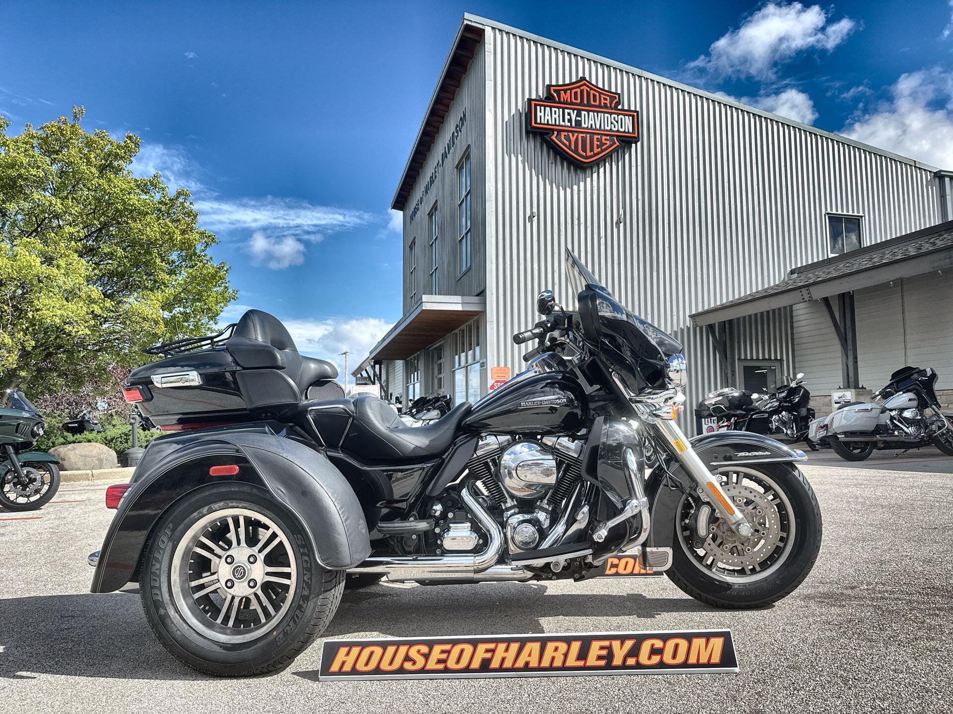 2016 Harley-Davidson Tri Glide Ultra ULTRA CLASSIC in Milwaukee, WI