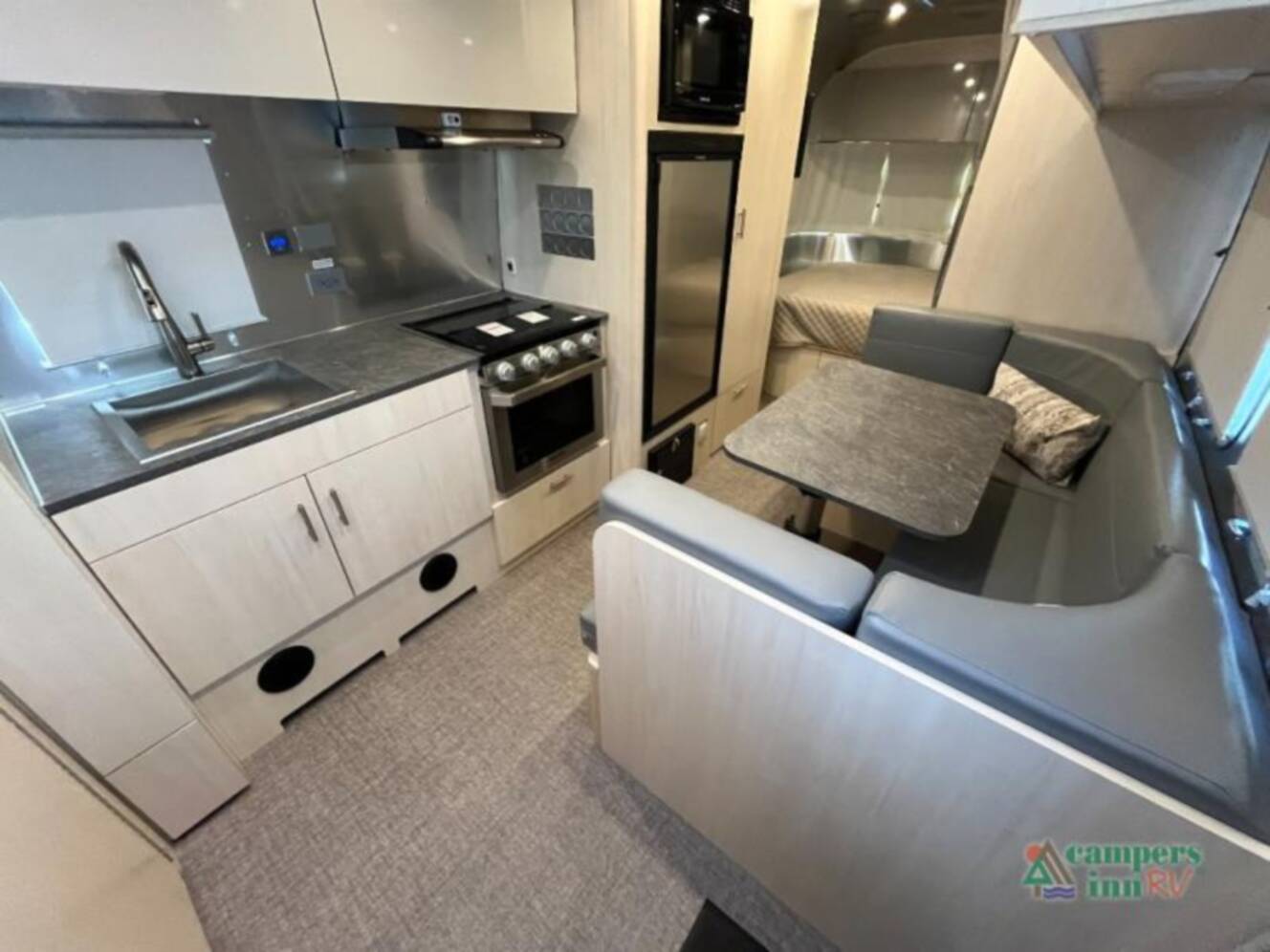 A photo of this 2021 Airstream Flying Cloud 23FBQ