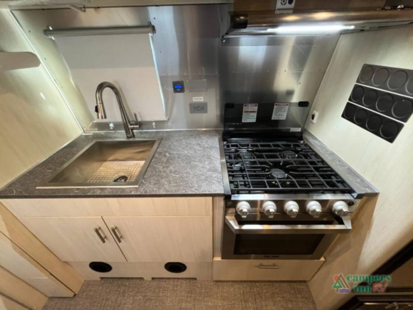 A photo of this 2021 Airstream Flying Cloud 23FBQ