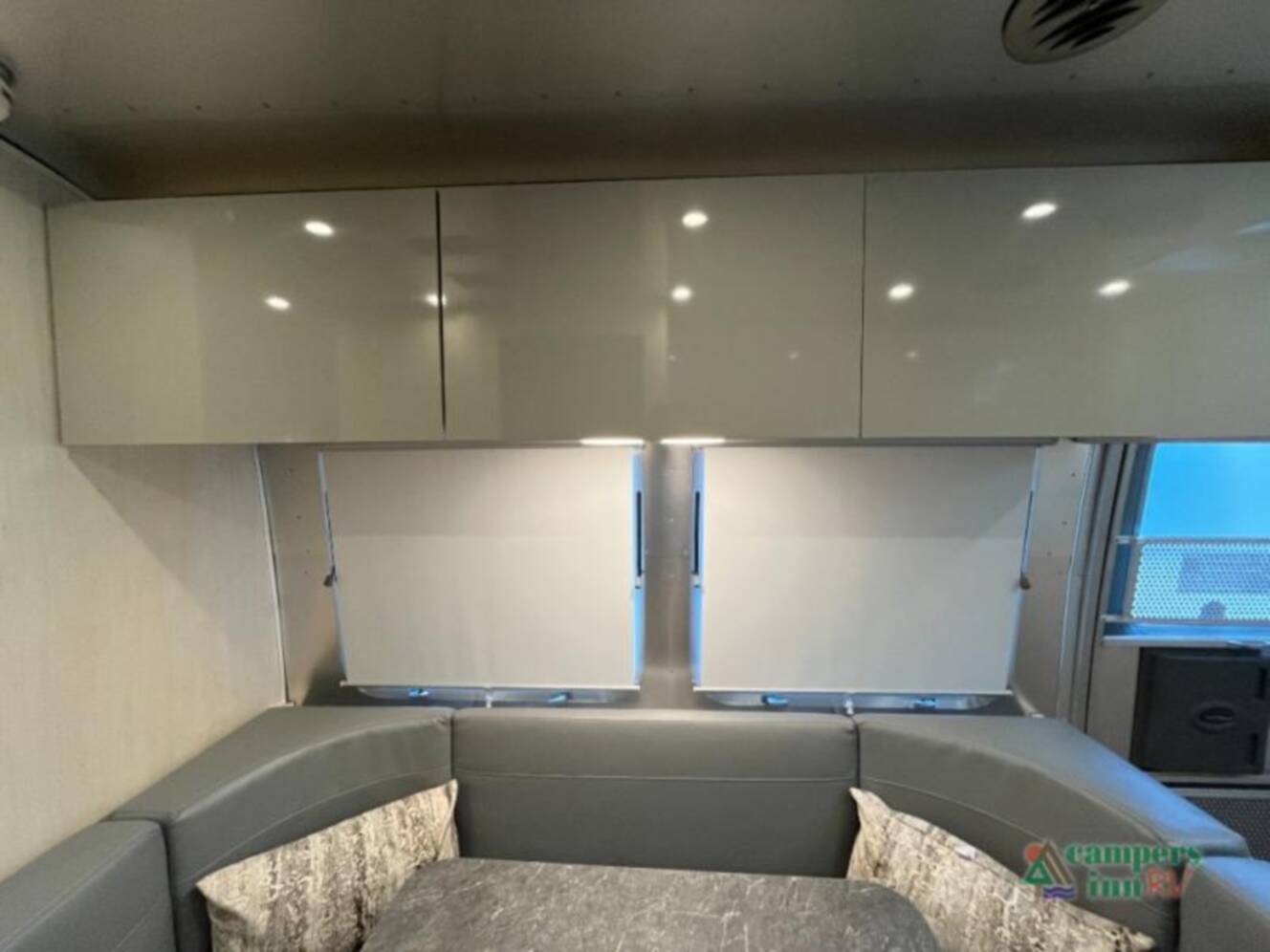 A photo of this 2021 Airstream Flying Cloud 23FBQ