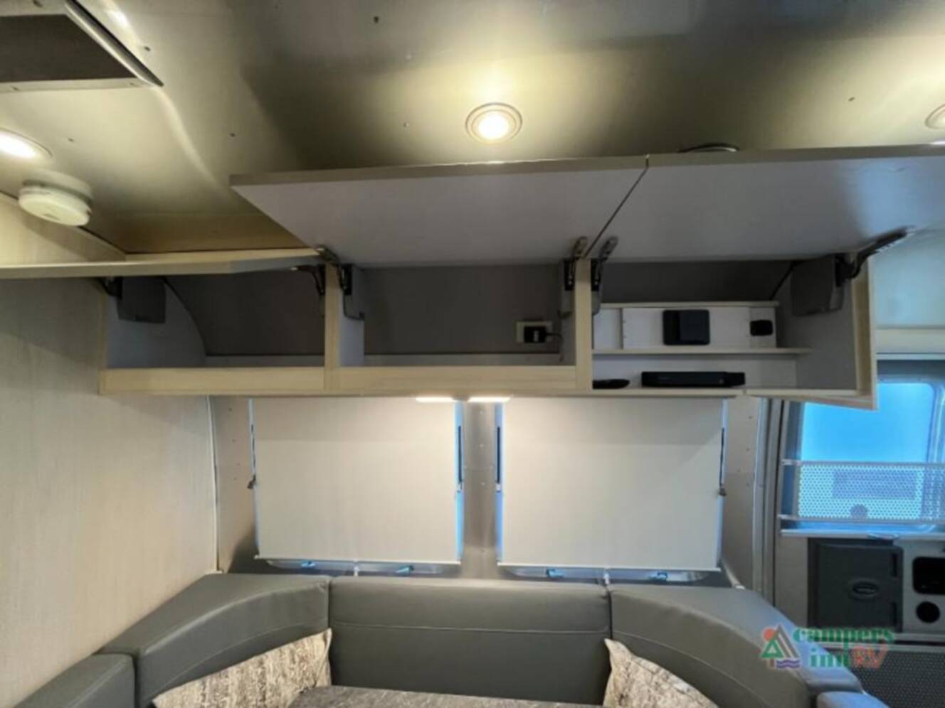 A photo of this 2021 Airstream Flying Cloud 23FBQ
