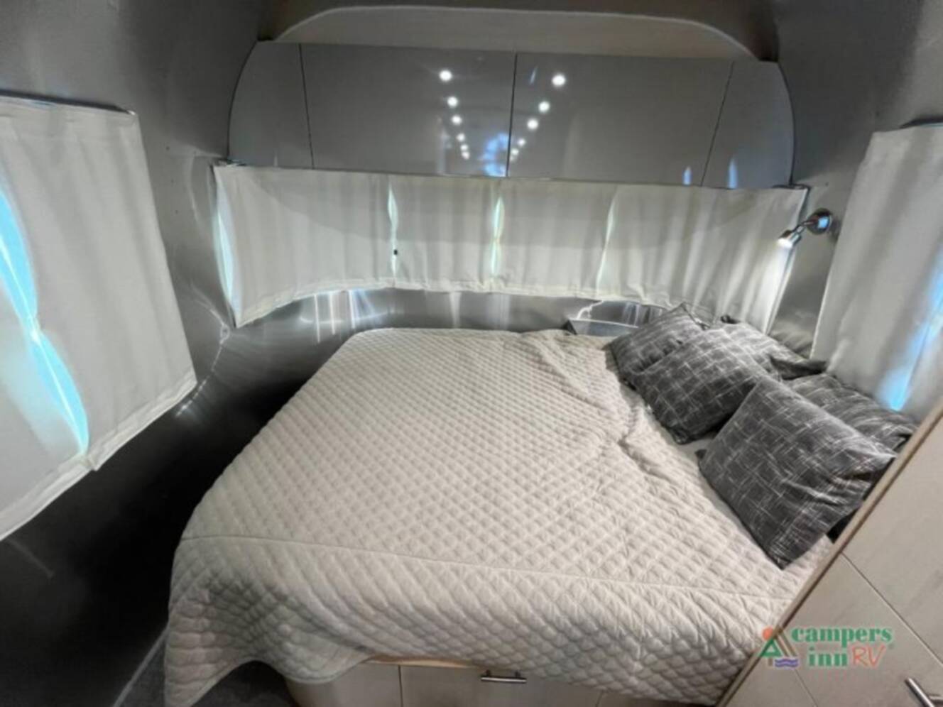 A photo of this 2021 Airstream Flying Cloud 23FBQ