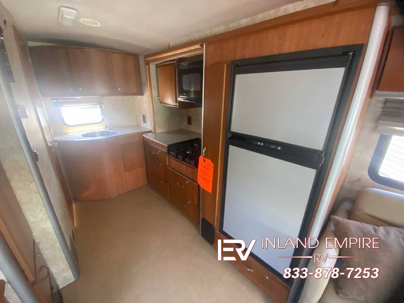 A photo of this 2009 Itasca Navion 24A