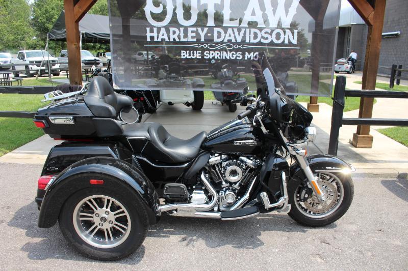 2020 Harley-Davidson TRI GLIDE ULTRA ULTRA CLASSIC in Blue Springs, MO