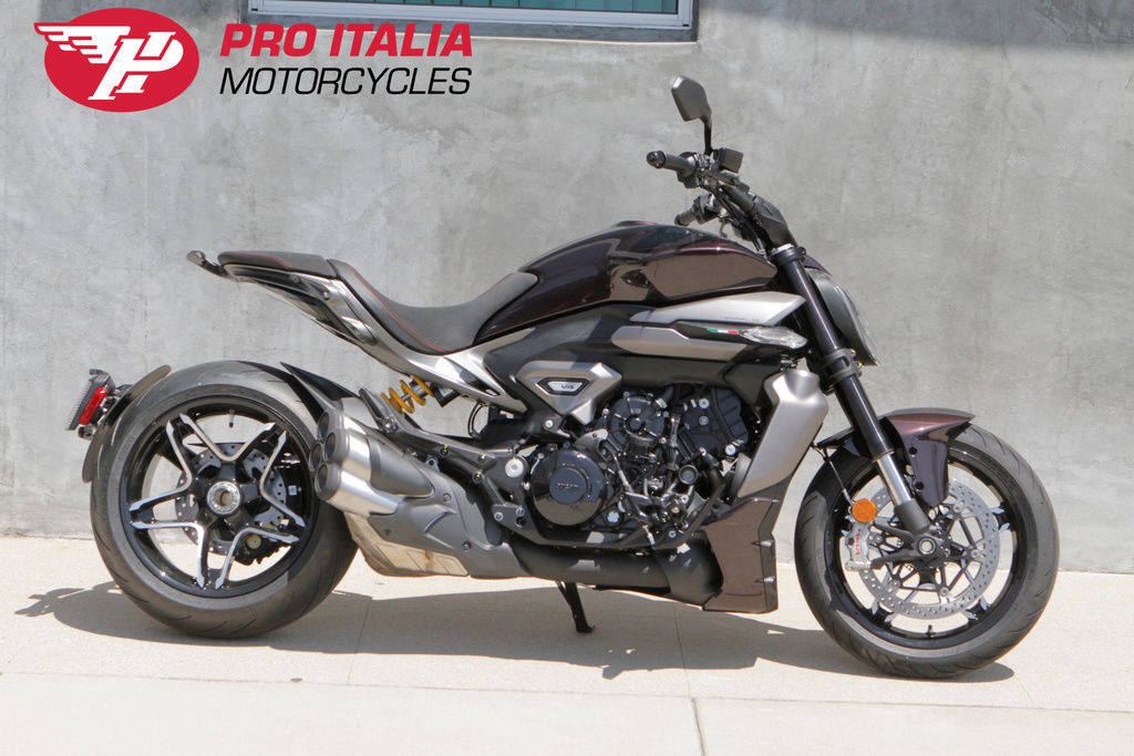 2026 Ducati XDiavel V4 Black Lava V4 in Glendale, CA